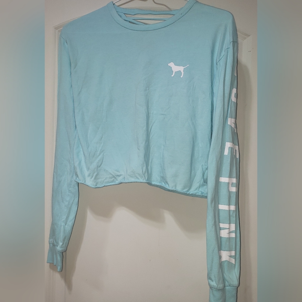 Long sleeve vs Pink crop